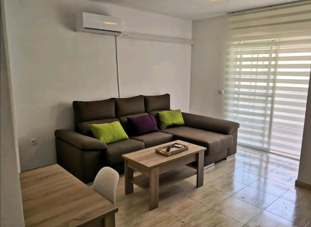 Apartment En Roquetas, A 900 Metros De La Playa, Con Piscina, Junto A Bares . En Las Salinas De Roquetas De Mar